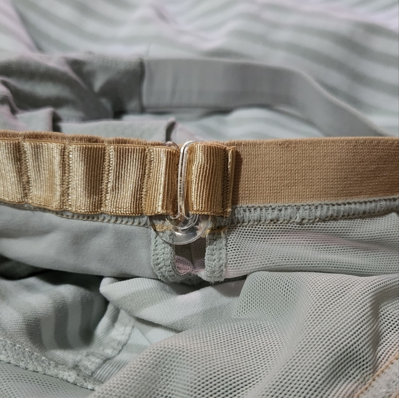 Lululemon Cross My Heart Tank Silver Spoon White Narrow Bold Multi Stripe - Picture 10 of 11